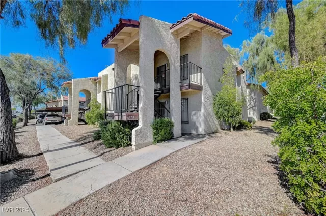 MLS: 2627109 Condo For Sale