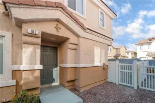 Photo #5: 2627110 Listing