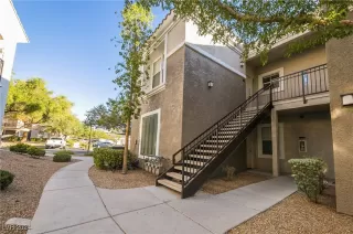 Photo #1: 2627196 Listing 