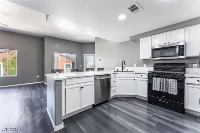 MLS: 2627199 Condo For Sale