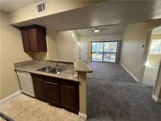 Photo #3: 2627223 Listing 