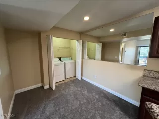 Photo #5: 2627223 Listing 