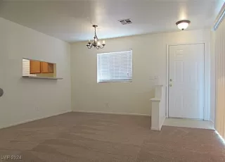 Photo #3: 2627232 Listing