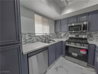Photo #2: 2627234 Listing 
