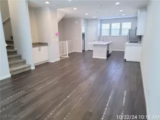 Photo #2: 2627245 Listing 