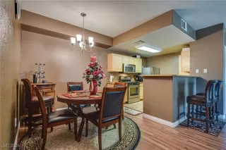 Photo #3: 2627251 Listing 