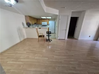 Photo #5: 2627254 Listing 