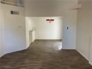 Photo #2: 2627257 Listing 