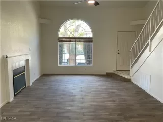 Photo #4: 2627257 Listing 