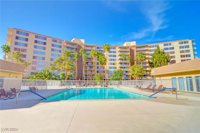 MLS: 2627267 Condo For Sale