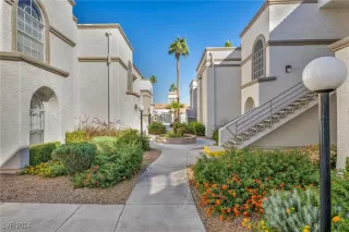 Photo #2: 2627268 Listing