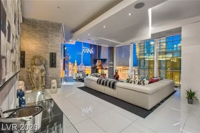 MLS: 2627290 Condo For Sale
