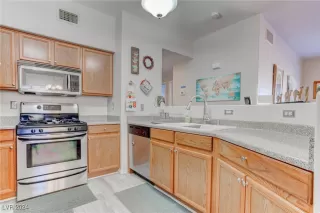 Photo #5: 2627324 Listing 