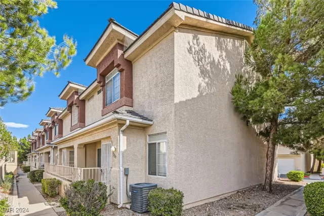 MLS: 2627346 Condo For Sale