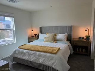 Photo #3: 2627377 Listing