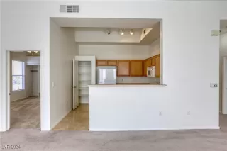 Photo #5: 2627400 Listing 