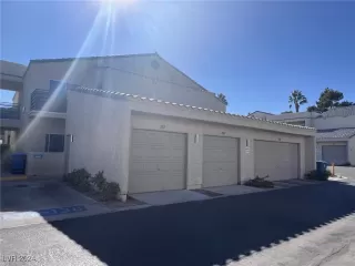 Photo #2: 2627404 Listing 