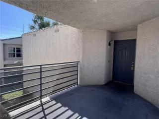 Photo #4: 2627404 Listing 