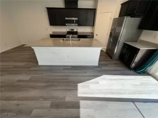 Photo #1: 2627456 Listing 