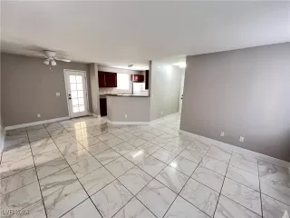 Photo #5: 2627480 Listing