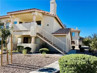 Photo #4: 2627505 Listing