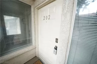 Photo #2: 2627558 Listing 