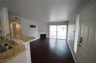 Photo #4: 2627558 Listing 