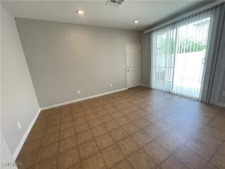 Photo #3: 2627594 Listing 