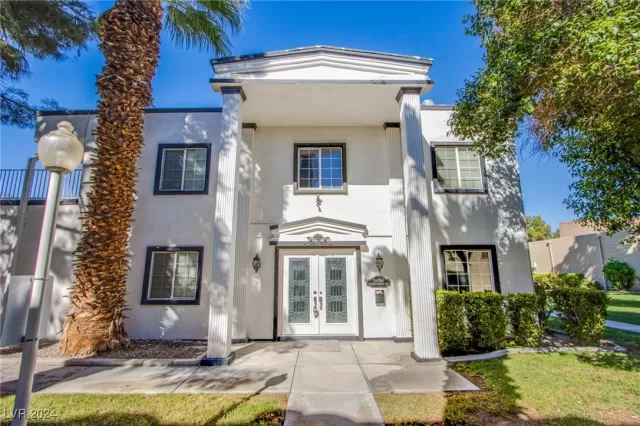 MLS: 2627611 Condo For Sale