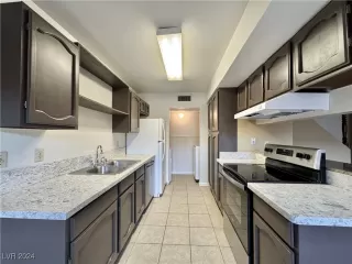 Photo #6: 2627617 Listing 