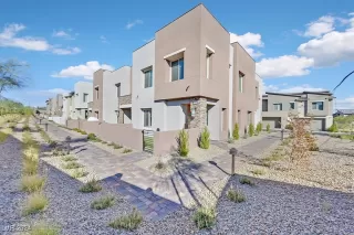 Photo #1: 2627633 Listing 