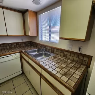 Photo #1: 2627636 Listing 