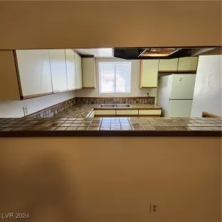 Photo #3: 2627636 Listing 