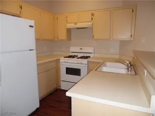 Photo #4: 2627684 Listing 