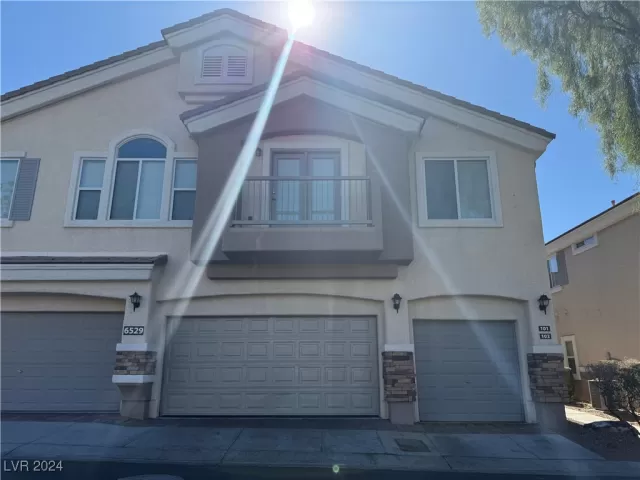 MLS: 2627718 Condo For Sale