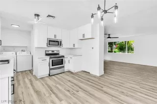 Photo #2: 2627721 Listing 