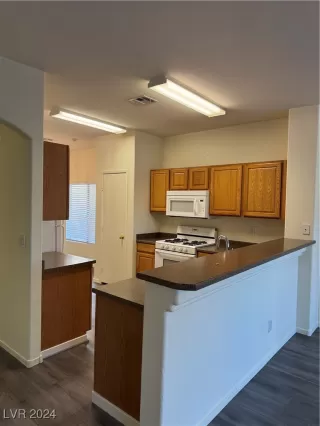 Photo #4: 2627723 Listing 