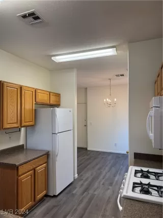 Photo #5: 2627723 Listing 