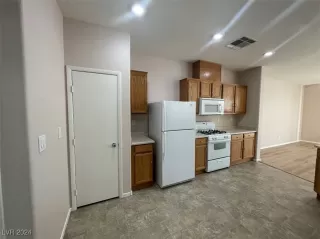 Photo #6: 2627735 Listing 
