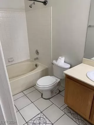 Photo #2: 2627748 Listing