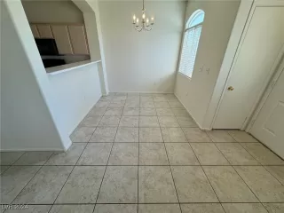 Photo #3: 2627751 Listing 
