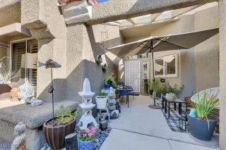 Photo #2: 2627783 Listing