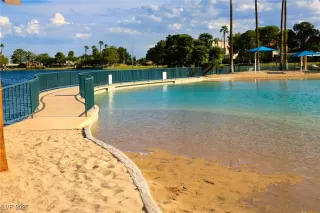 Photo #3: 2627854 Listing 