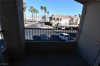 Photo #1: 2627857 Listing 