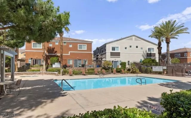 MLS: 2627889 Condo For Sale