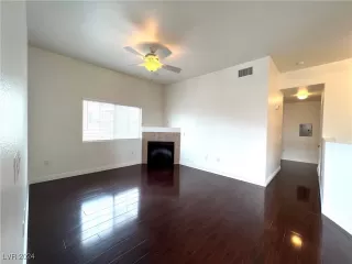 Photo #4: 2627889 Listing 