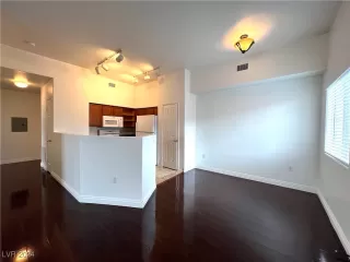 Photo #6: 2627889 Listing 