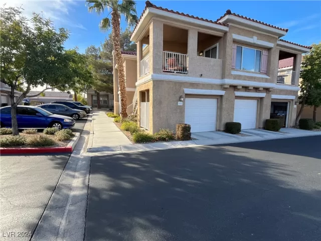 MLS: 2627986 Condo For Sale