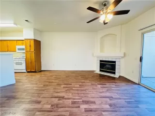 Photo #3: 2627996 Listing 