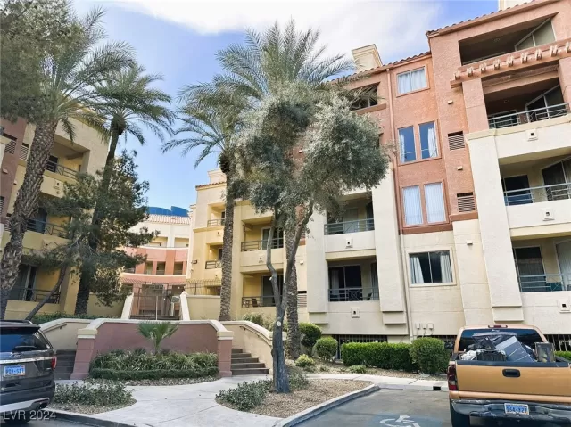 MLS: 2628005 Condo For Sale